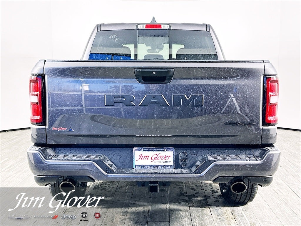 2026 RAM 1500 RAM 1500 EXPRESS CREW CAB 4X4 5'7' BOX
