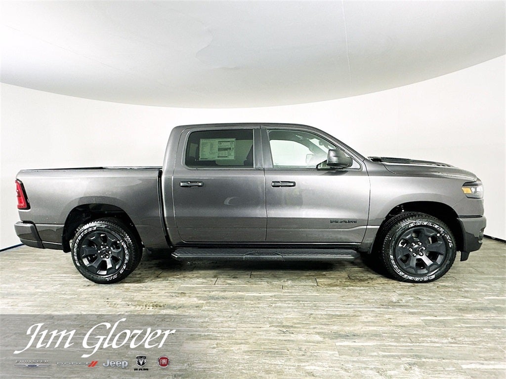 2026 RAM 1500 RAM 1500 EXPRESS CREW CAB 4X4 5'7' BOX