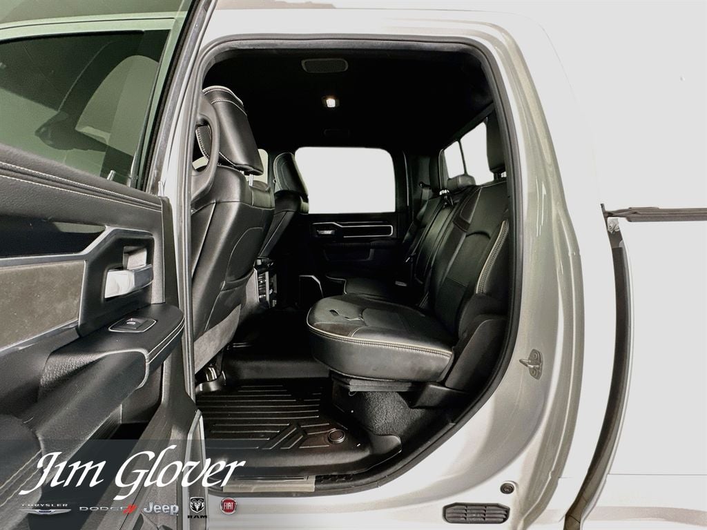 2022 RAM 2500 Laramie Crew Cab 4x4 6'4' Box