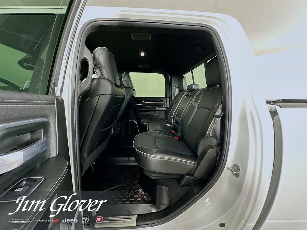 2020 RAM 2500 Laramie Crew Cab 4x4 6'4' Box