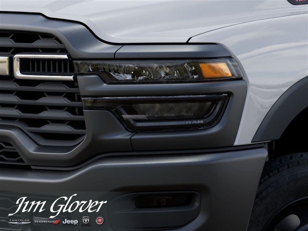 2026 RAM 5500HD RAM 5500 TRADESMAN CHASSIS REGULAR CAB 4X4 84' CA