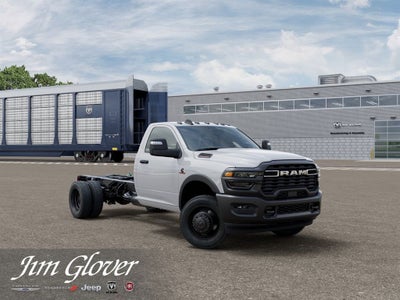 2026 RAM 5500HD RAM 5500 TRADESMAN CHASSIS REGULAR CAB 4X4 84' CA
