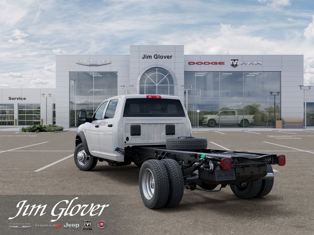 2026 RAM 5500HD RAM 5500 TRADESMAN CHASSIS CREW CAB 4X4 84' CA