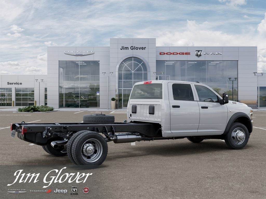2026 RAM 5500HD RAM 5500 TRADESMAN CHASSIS CREW CAB 4X4 84' CA