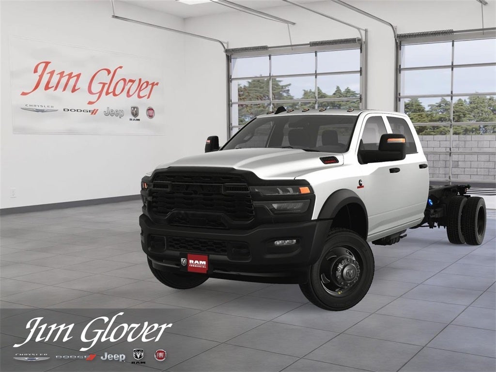 2025 RAM 5500HD RAM 5500 TRADESMAN CHASSIS CREW CAB 4X4 84' CA