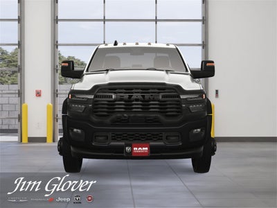 2025 RAM 5500HD RAM 5500 TRADESMAN CHASSIS CREW CAB 4X4 84' CA