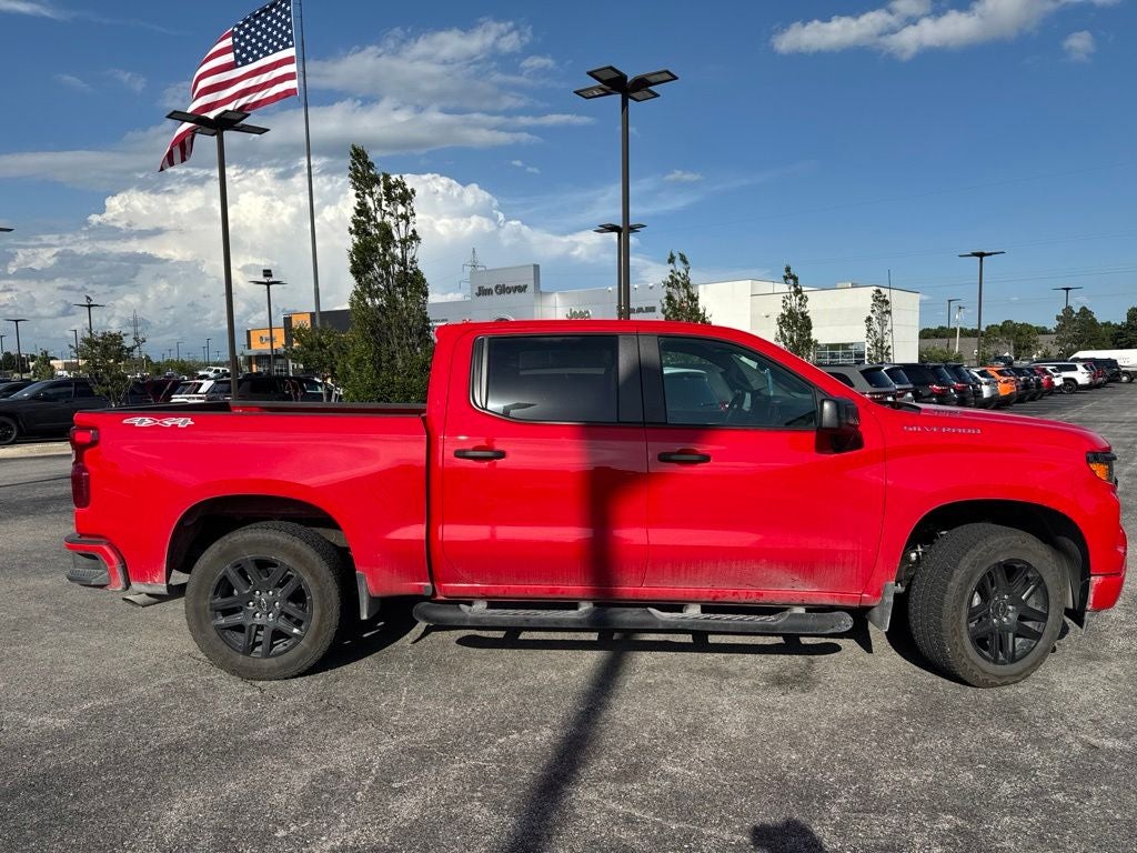 2026 Chevrolet Silverado 1500 4WD Crew Cab Short Bed Custom