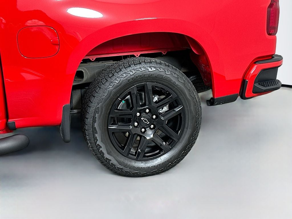 2026 Chevrolet Silverado 1500 4WD Crew Cab Short Bed Custom