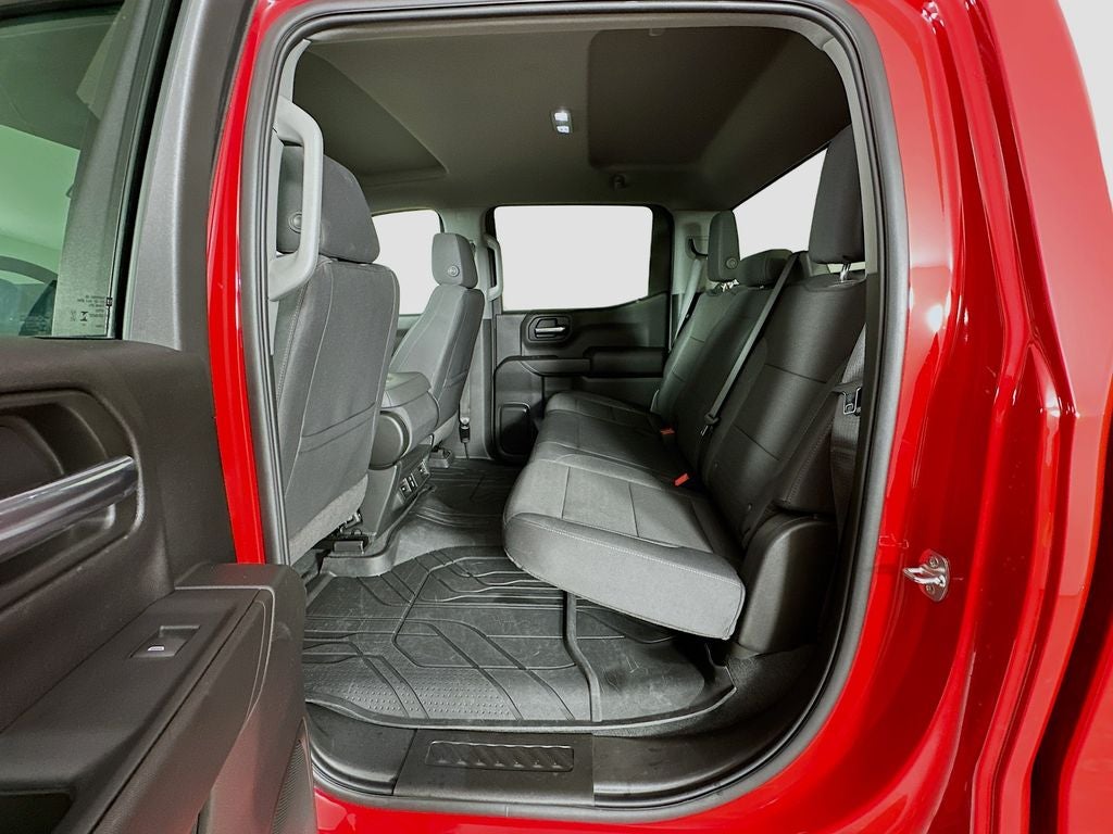 2026 Chevrolet Silverado 1500 4WD Crew Cab Short Bed Custom
