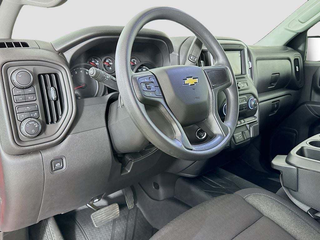 2026 Chevrolet Silverado 1500 4WD Crew Cab Short Bed Custom