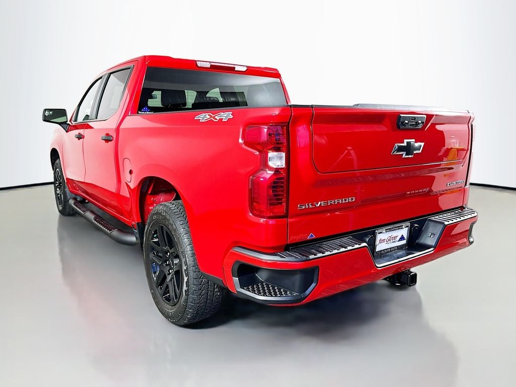 2026 Chevrolet Silverado 1500 4WD Crew Cab Short Bed Custom