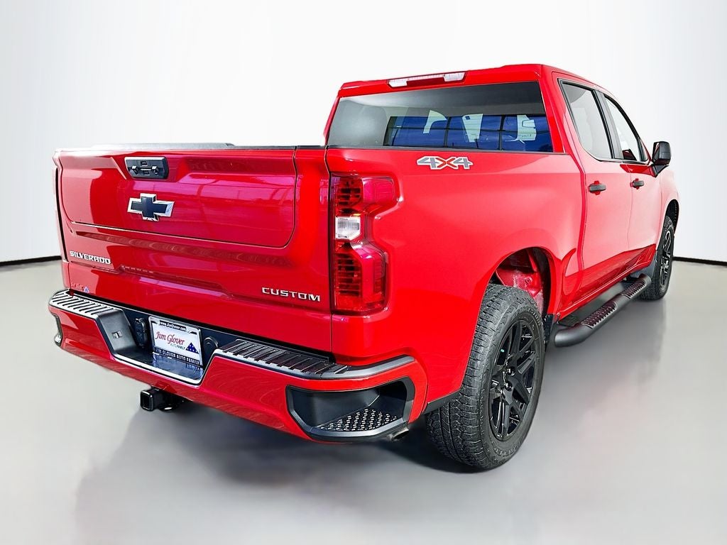 2026 Chevrolet Silverado 1500 4WD Crew Cab Short Bed Custom