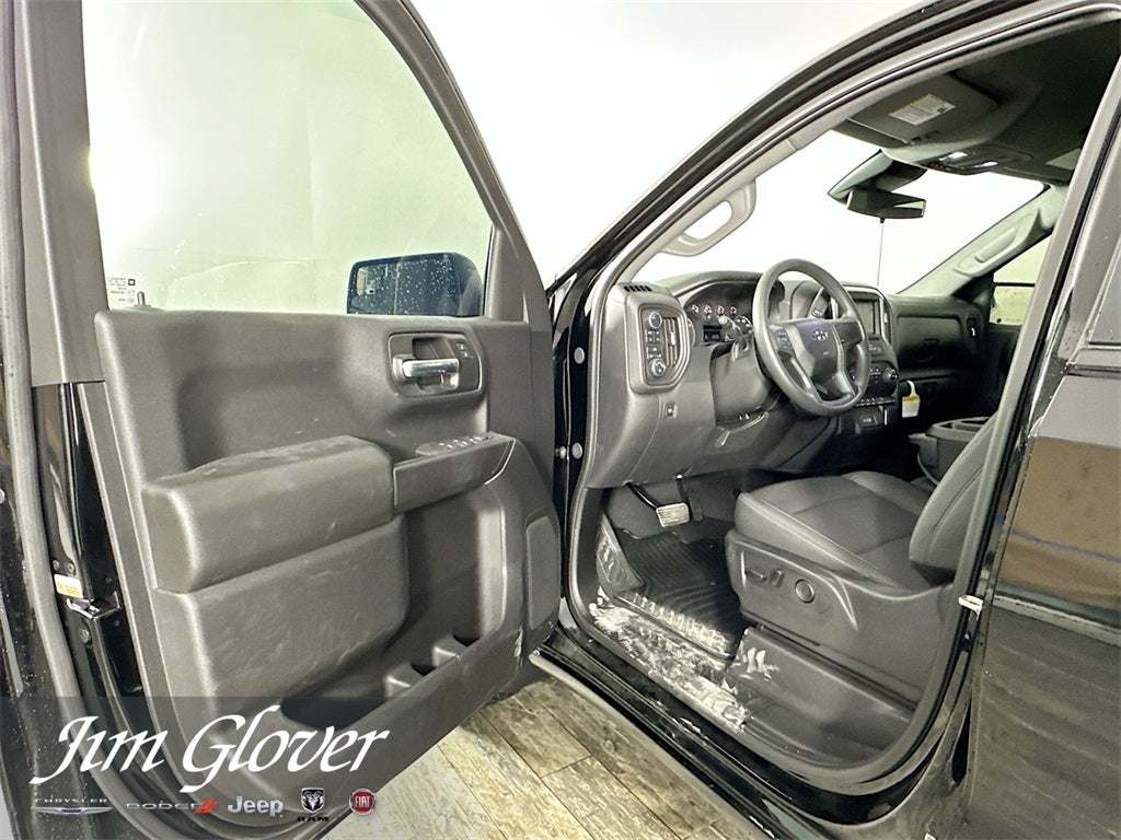 2025 Chevrolet Silverado 1500 4WD Crew Cab Short Bed Custom Trail Boss