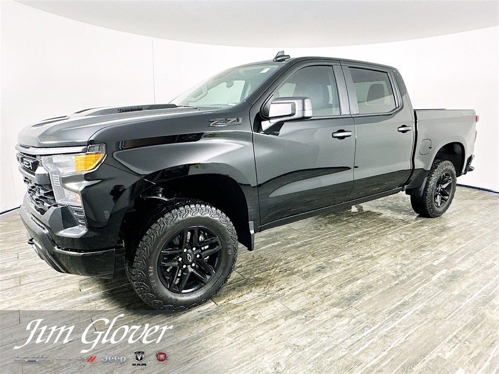 2025 Chevrolet Silverado 1500 4WD Crew Cab Short Bed Custom Trail Boss