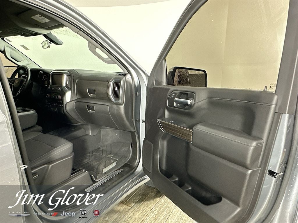 2021 Chevrolet Silverado 1500 4WD Crew Cab Short Bed LT