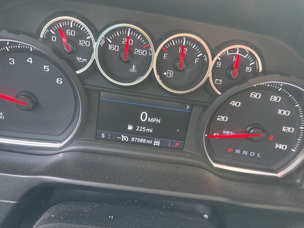 2020 Chevrolet Silverado 1500 4WD Crew Cab Short Bed RST