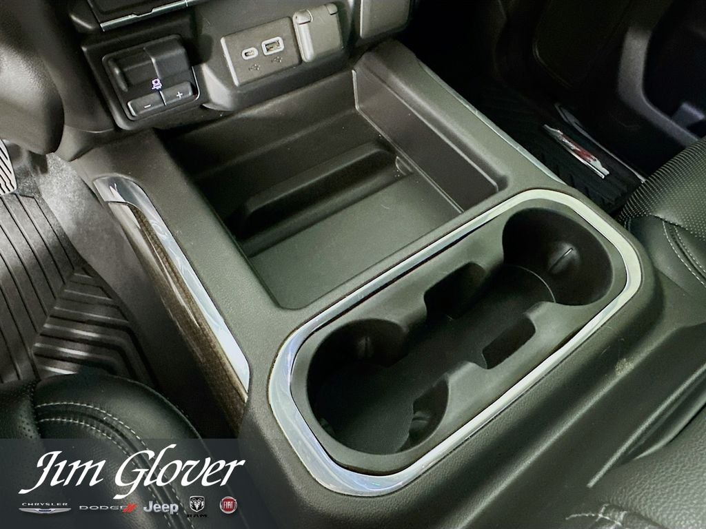 2021 Chevrolet Silverado 1500 4WD Crew Cab Short Bed RST