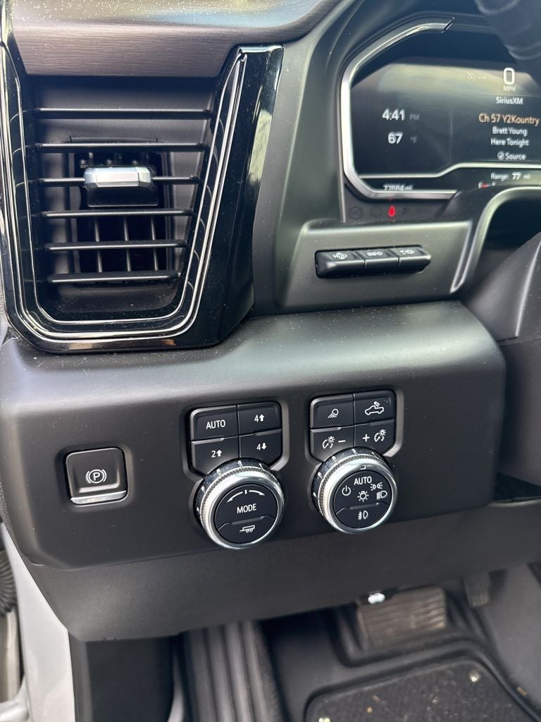 2022 GMC Sierra 1500 4WD Crew Cab Short Box AT4