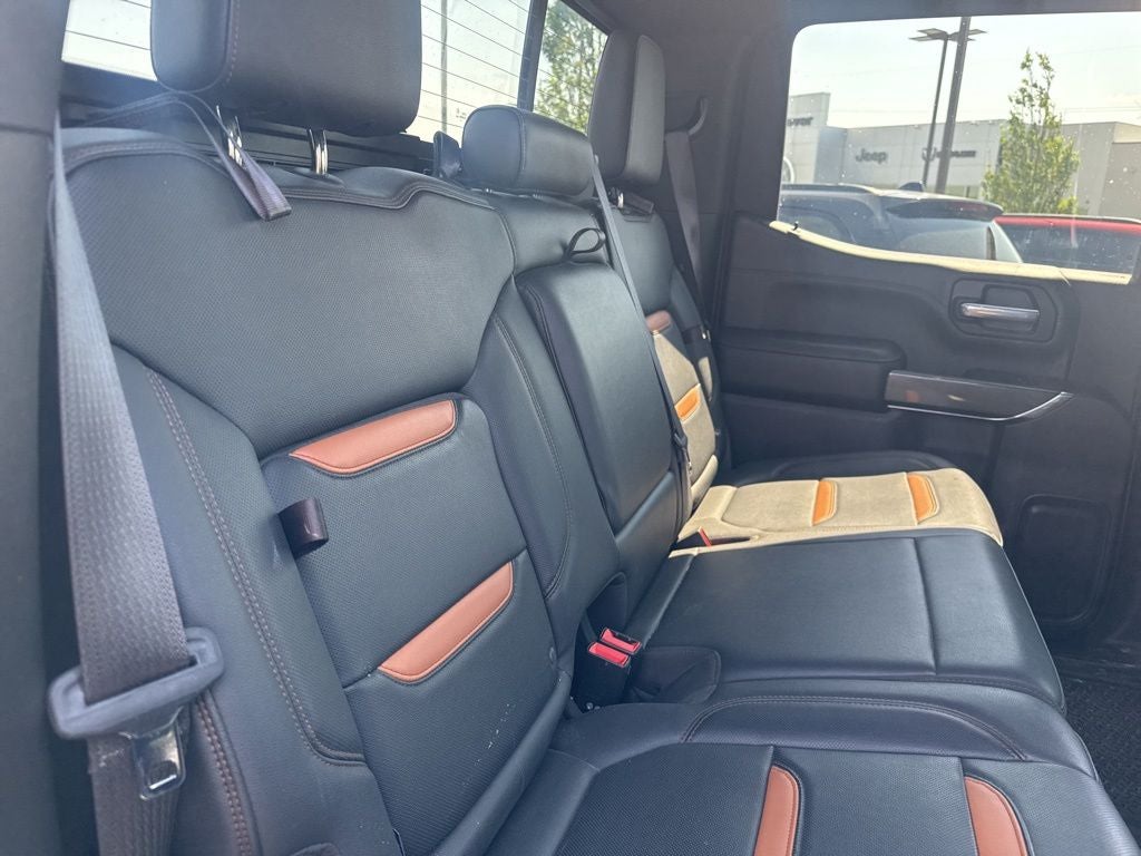 2021 GMC Sierra 1500 4WD Crew Cab Standard Box AT4