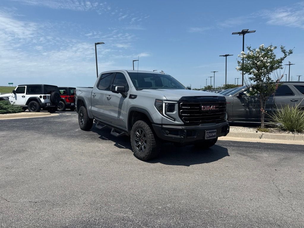 2024 GMC Sierra 1500 4WD Crew Cab Short Box AT4X