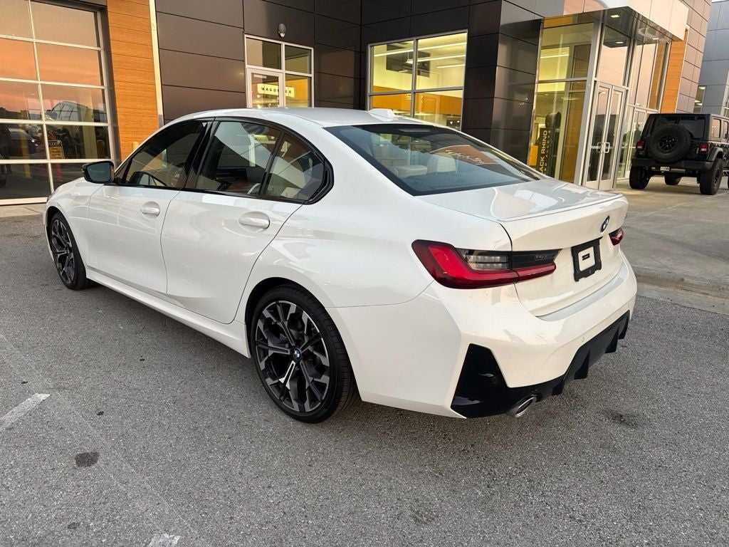 2025 BMW 3 Series 330i