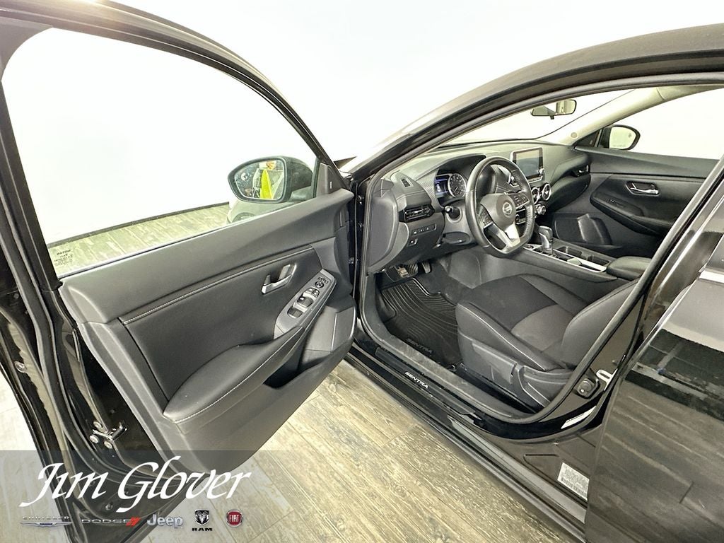 2021 Nissan Sentra SV Xtronic CVT