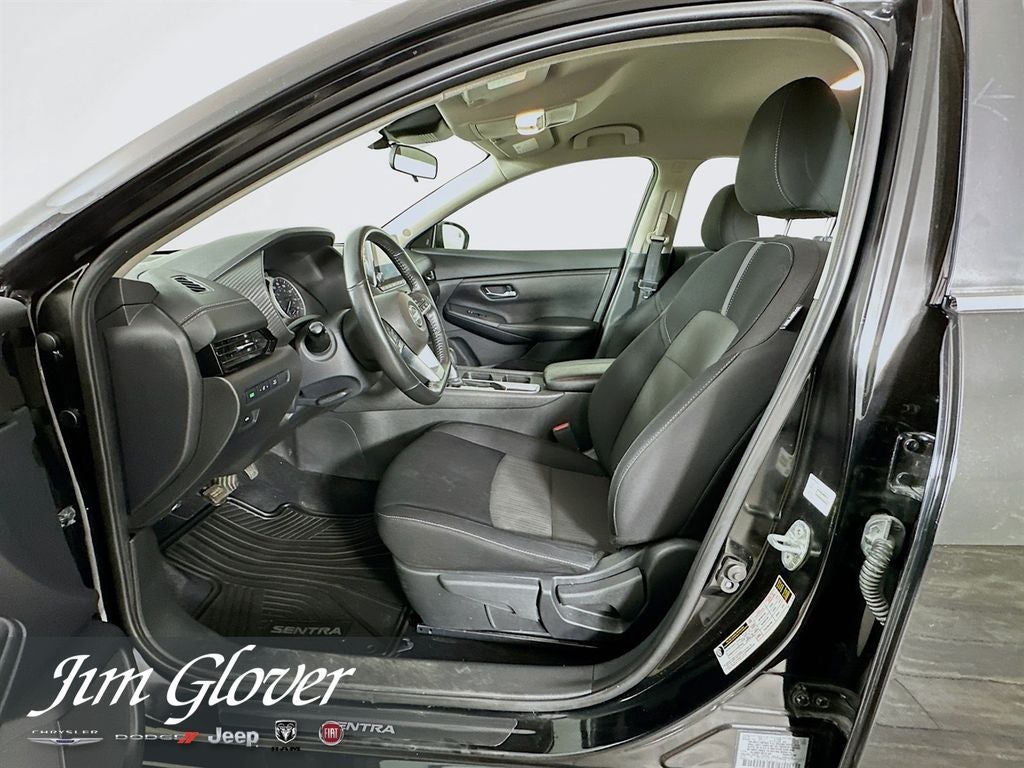 2021 Nissan Sentra SV Xtronic CVT