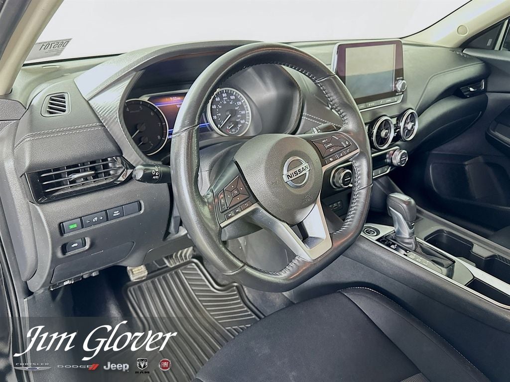 2021 Nissan Sentra SV Xtronic CVT
