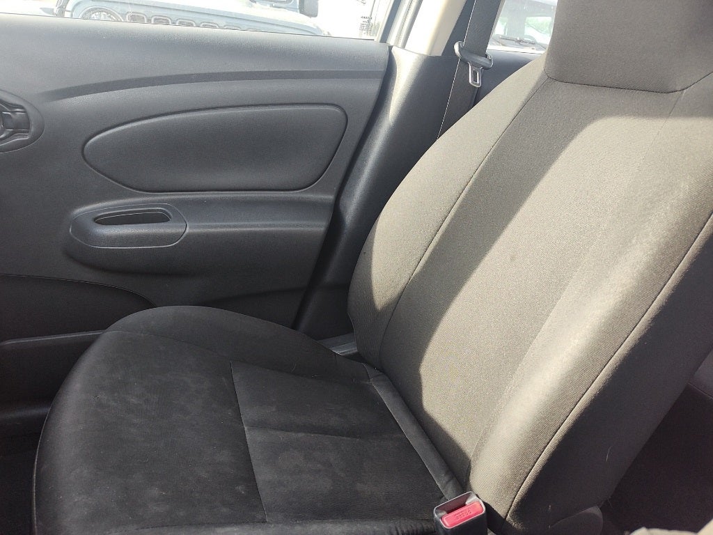 2016 Nissan Versa 1.6 S