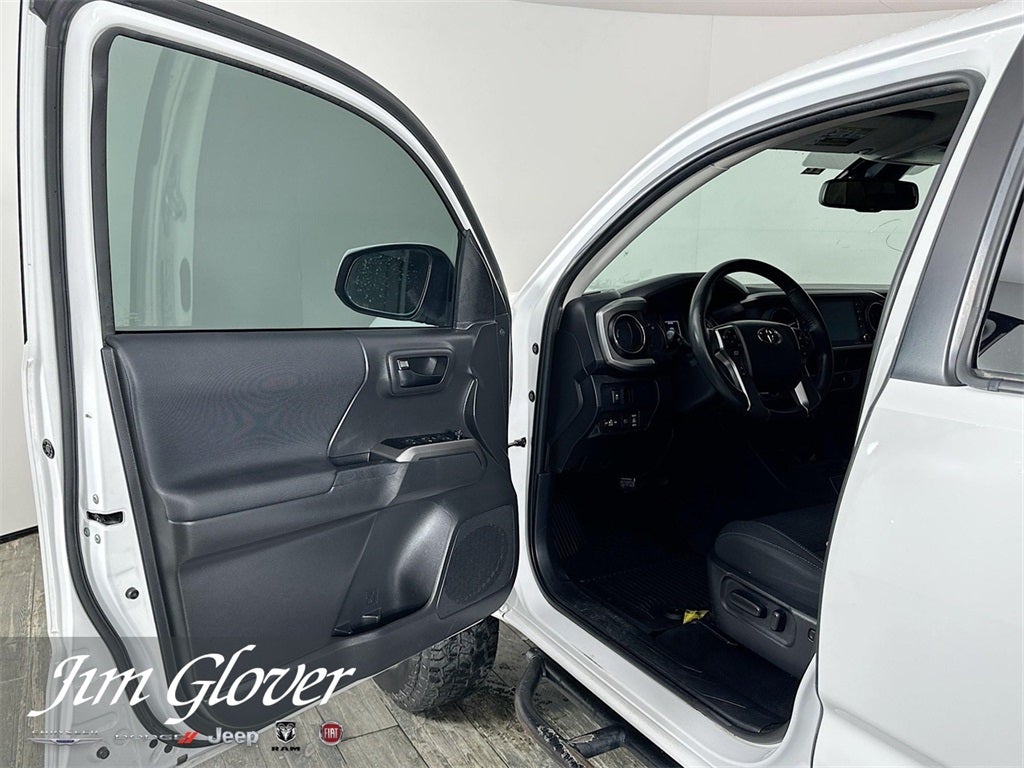 2023 Toyota Tacoma SR V6