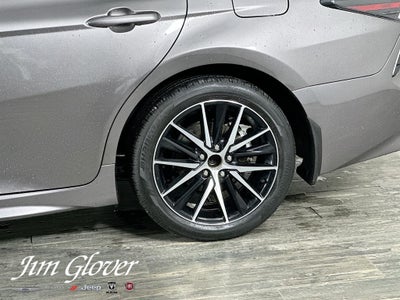 2024 Toyota Camry Hybrid SE