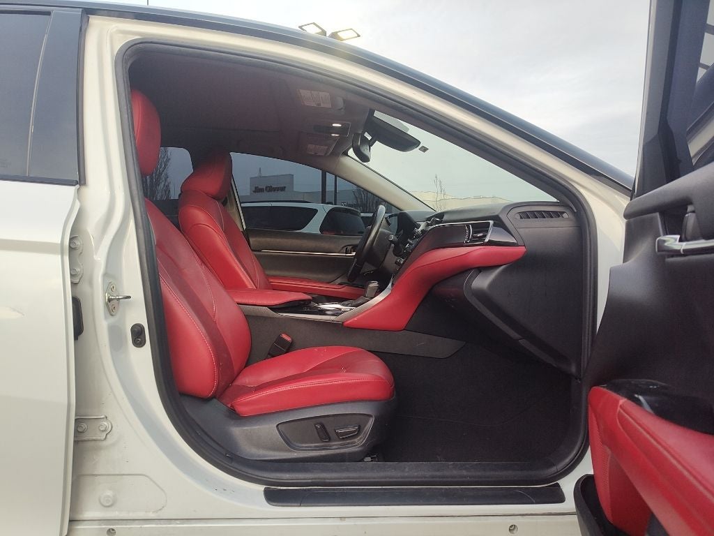 2020 Toyota Camry XSE