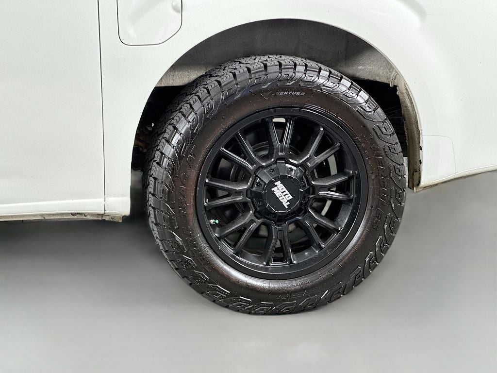 2016 Nissan NV Passenger SL V8