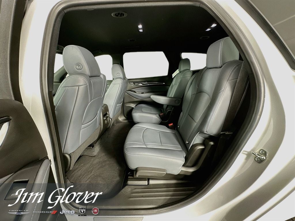 2024 Buick Enclave Essence FWD