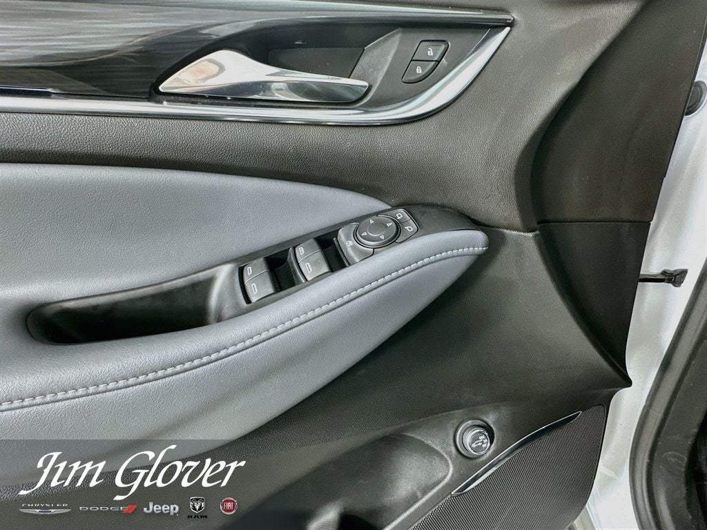 2024 Buick Enclave Essence FWD