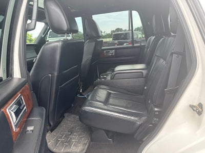 2015 Lincoln Navigator Base