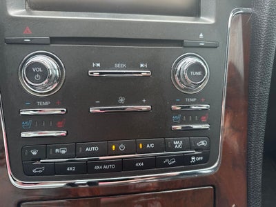 2015 Lincoln Navigator Base