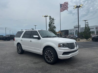 2015 Lincoln Navigator Base