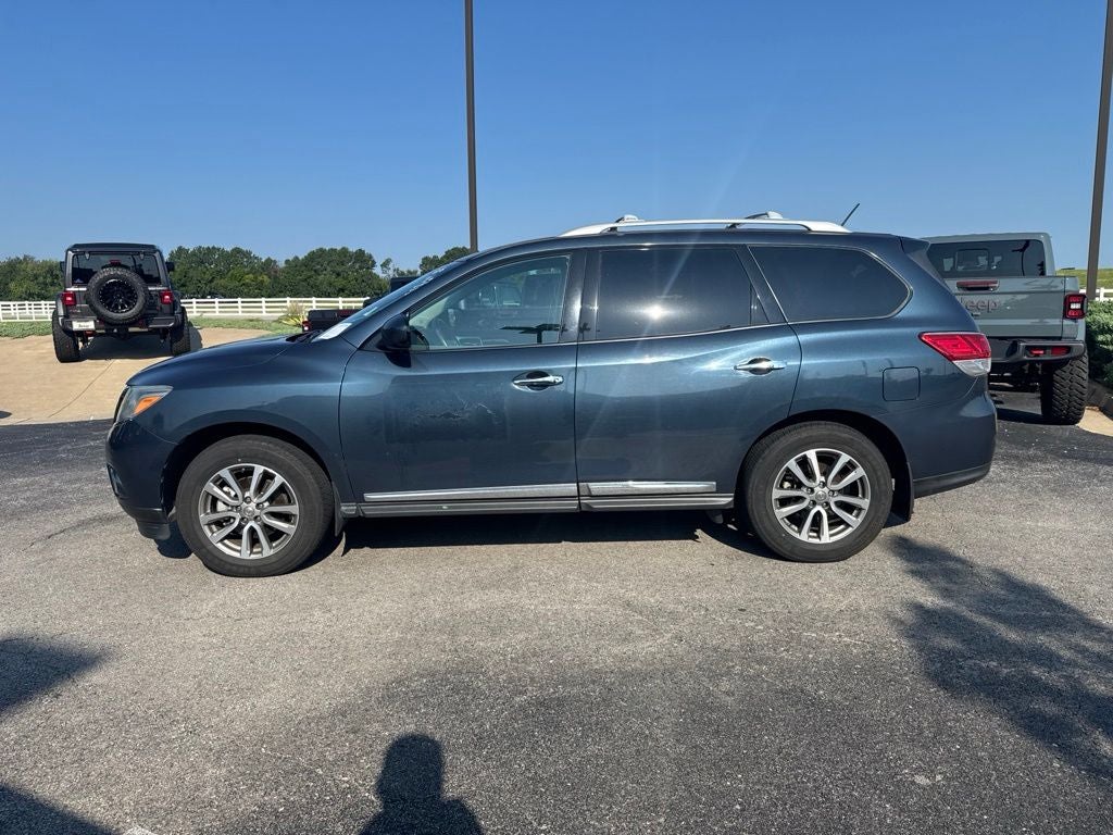 2014 Nissan Pathfinder SL