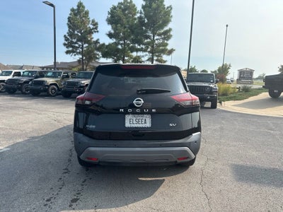 2021 Nissan Rogue SV FWD