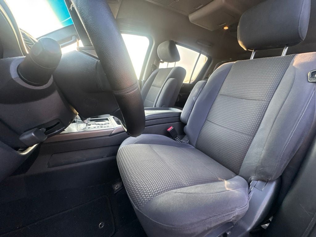 2013 Nissan Armada SV