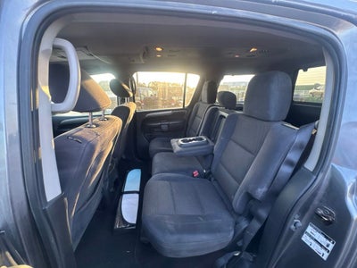 2013 Nissan Armada SV