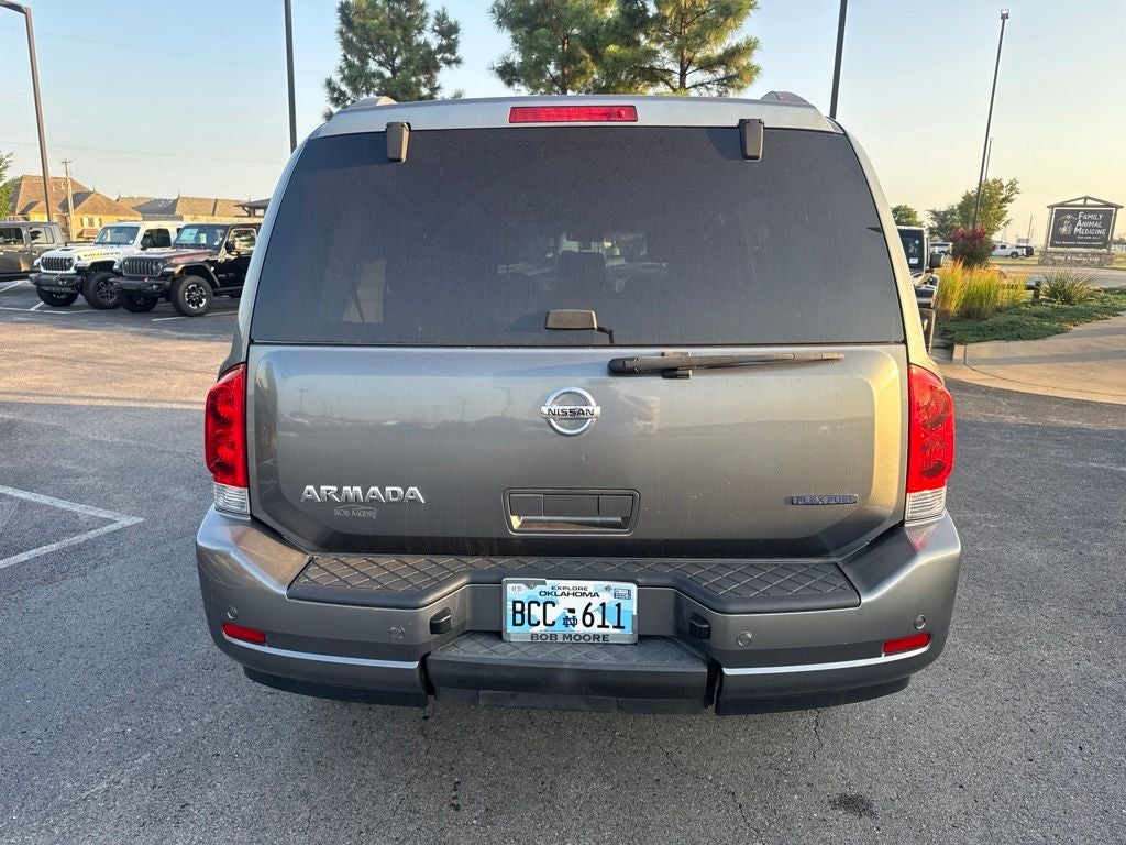 2013 Nissan Armada SV