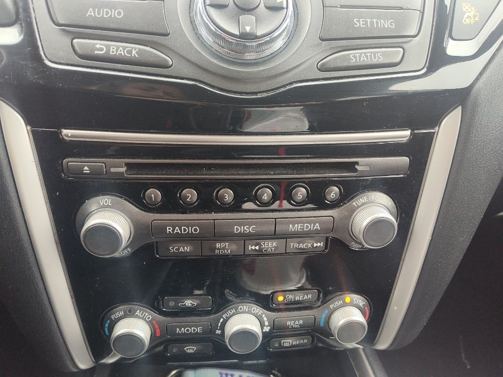 2020 Nissan Pathfinder SV 2WD