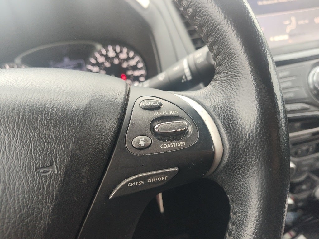 2020 Nissan Pathfinder SV 2WD