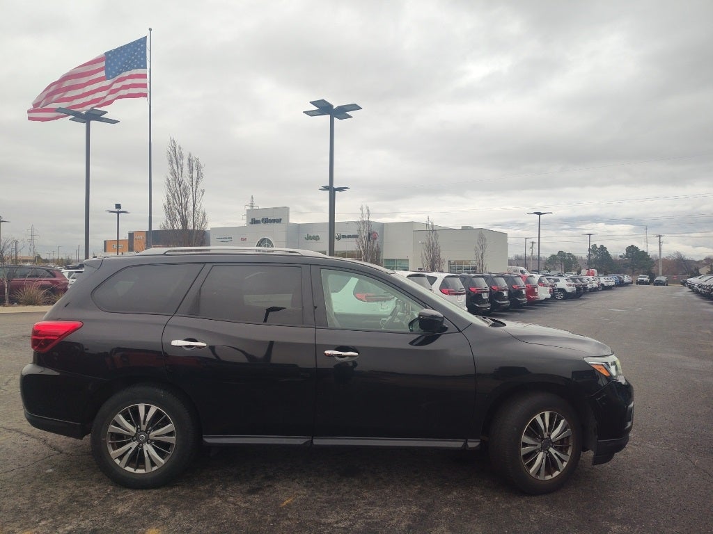 2020 Nissan Pathfinder SV 2WD