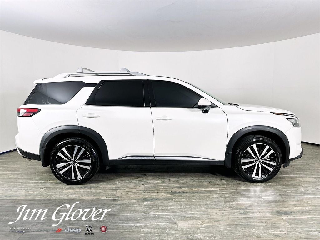 2024 Nissan Pathfinder Platinum FWD