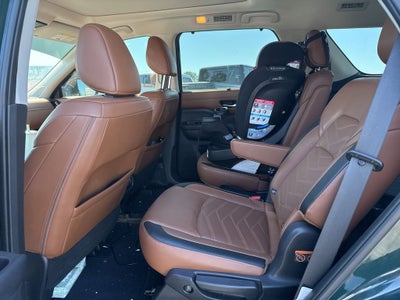2023 Nissan Pathfinder Platinum FWD