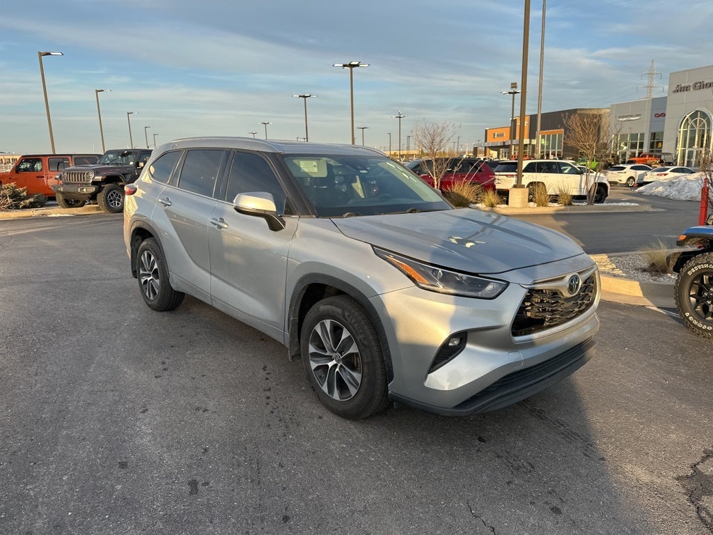 2021 Toyota Highlander XLE