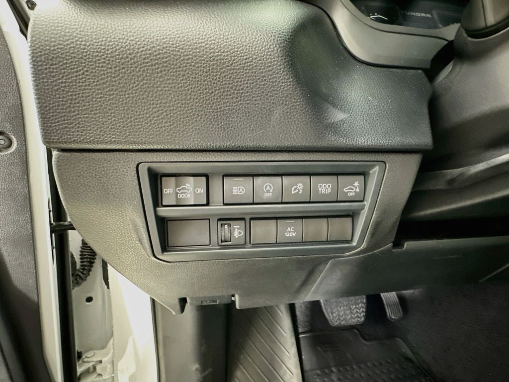 2026 Toyota Tundra SR5 CrewMax 5.5' Bed